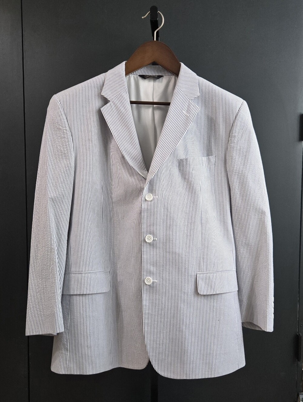 jos a bank seersucker blue & white striped suit jacket men's 46r